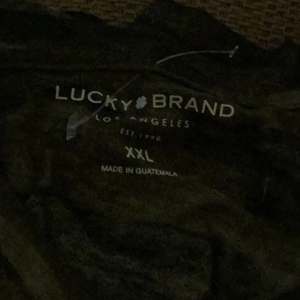 🖤NWOT Just Too FUN Lucky 🍀 Brand Size XXLARGE Camo Style Top Closet Must Have 🖤 - Picture 7 of 7